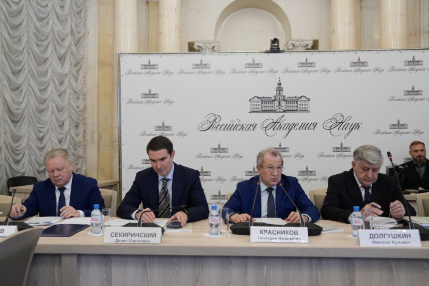 В РАН обсудили научное обеспечение развития производства лубяных культур