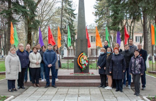 В ФНАЦ ВИМ состоялось торжественное возложение цветов, посвященное 76-й годовщине Победы в Великой Отечественной войне
